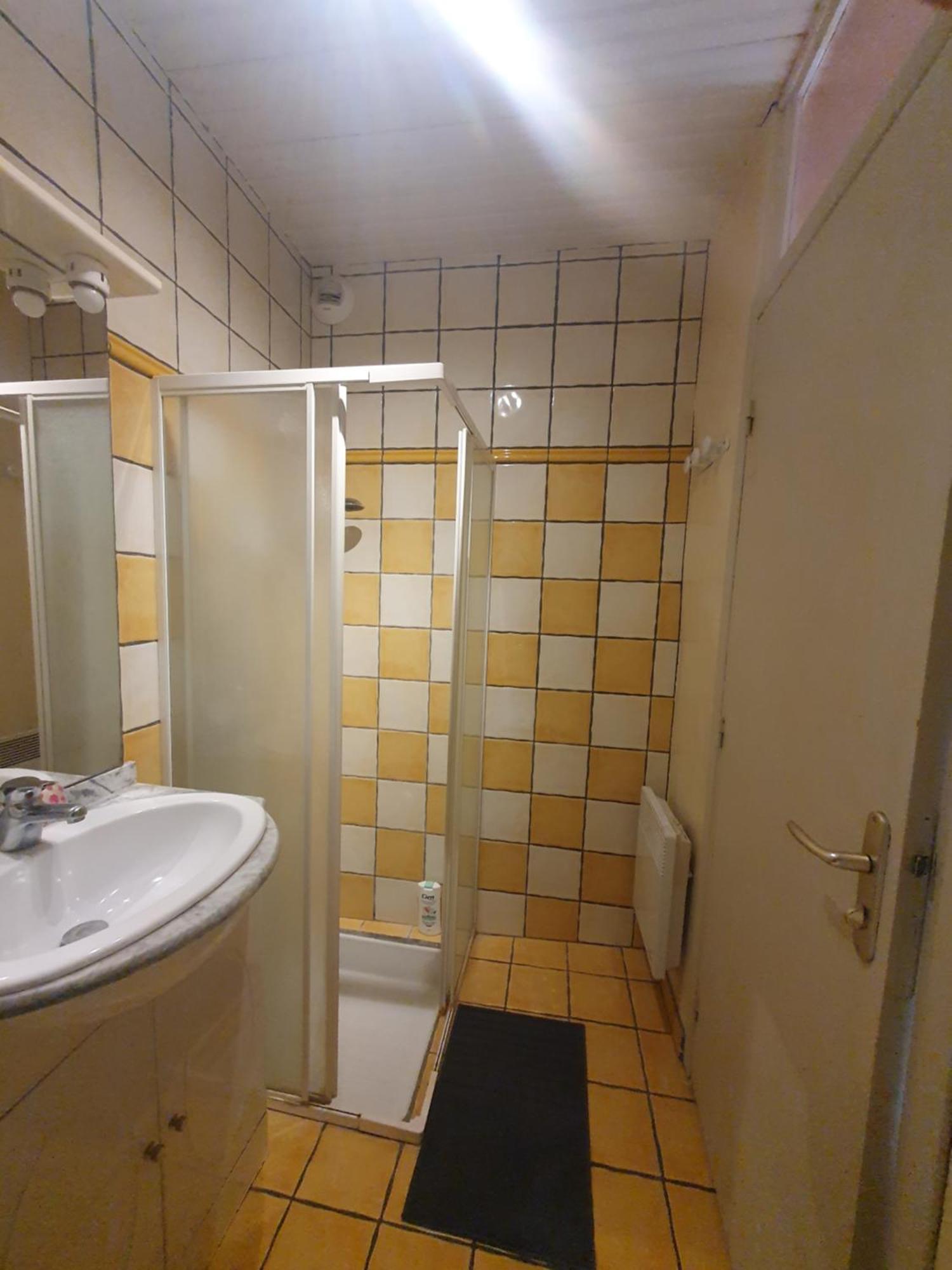 Appartement Meuble Centre Ville Nyons Kültér fotó